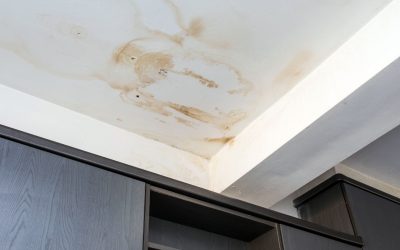 Que faire en cas d’infiltration d’eau au plafond ?